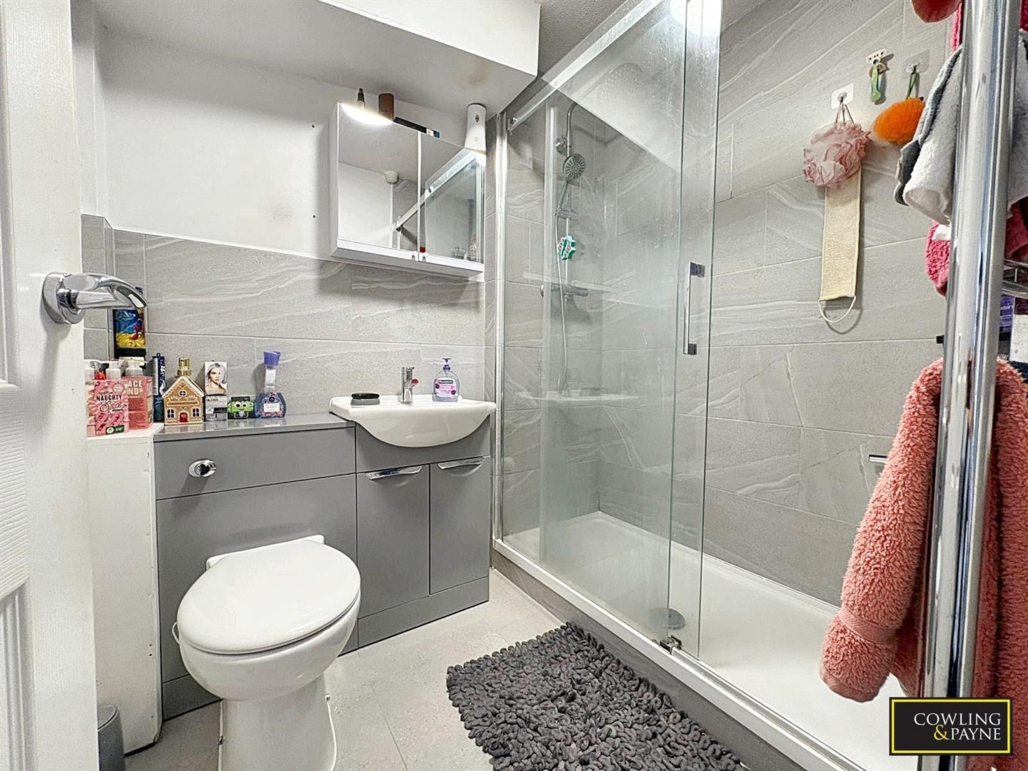 Southend Road, Wickford